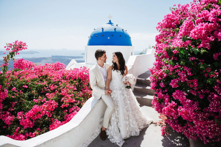 Cozy wedding with guests at the Le Ciel wedding venue