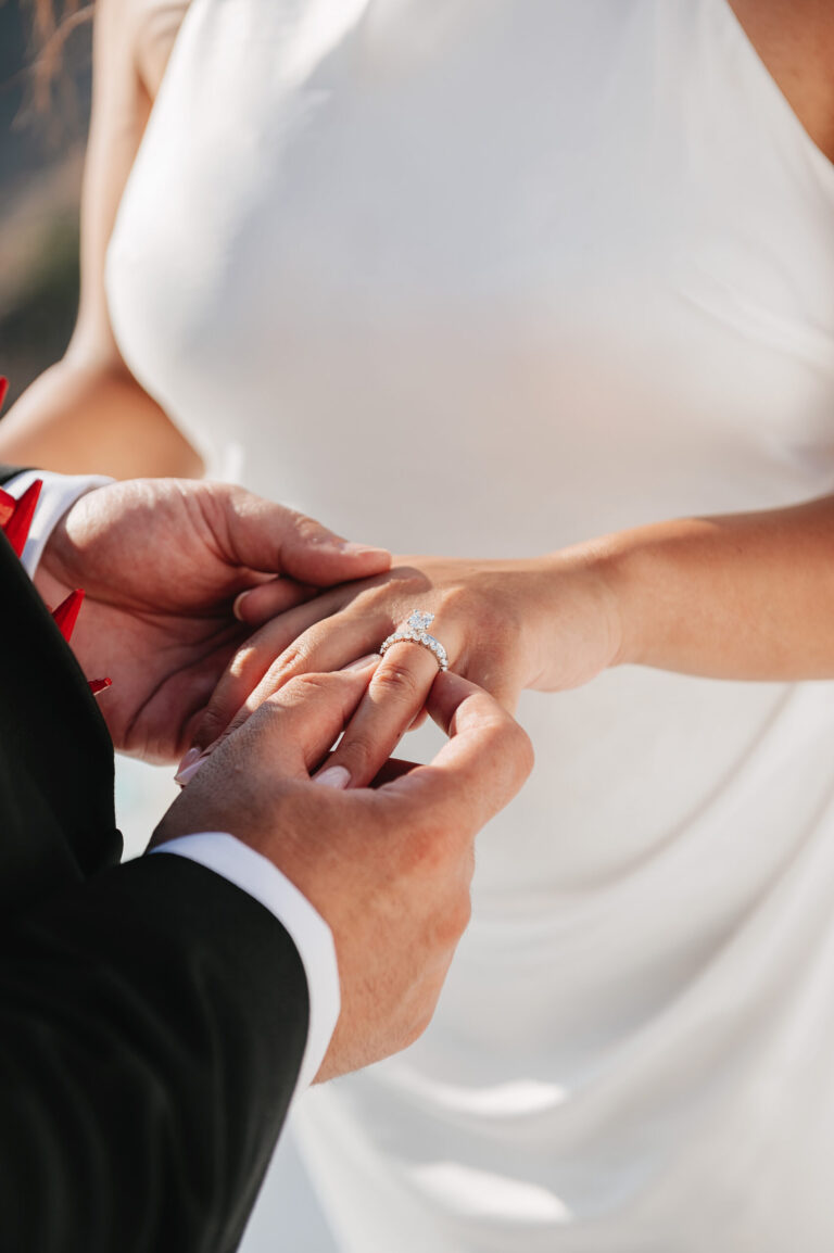 Spiced with love – a wedding for two at Dana Villas