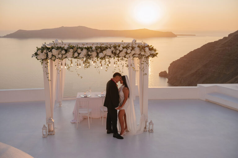 Spiced with love – a wedding for two at Dana Villas