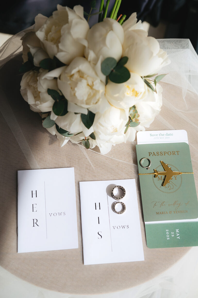 Вoutique Santorini wedding at Venetsanos Winery | Evgen & Maria