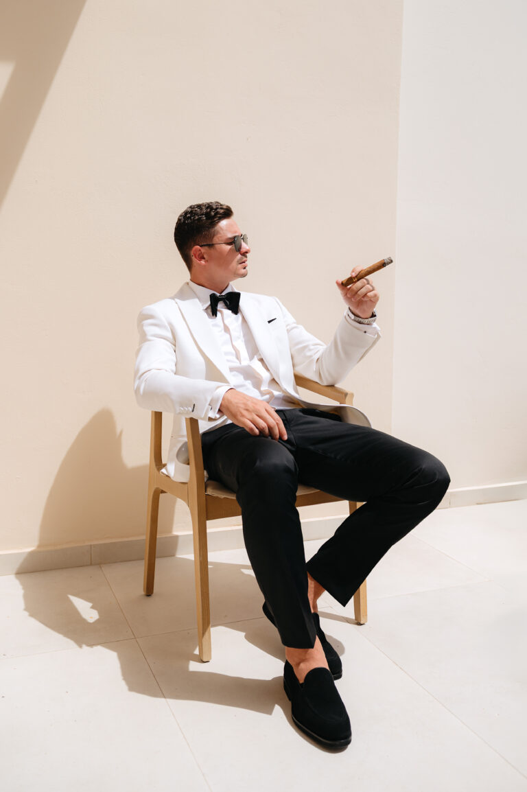 Вoutique Santorini wedding at Venetsanos Winery | Evgen & Maria